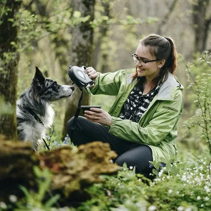 Multifunction Dog Leash with Built-in Water Bottle & Bowl